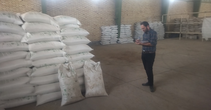 بازرسی از شبکه تعاونی‌ها و تأکید بر تطابق سیستمی و عینی موجودی کودهای یارانه‌ای در استان قم