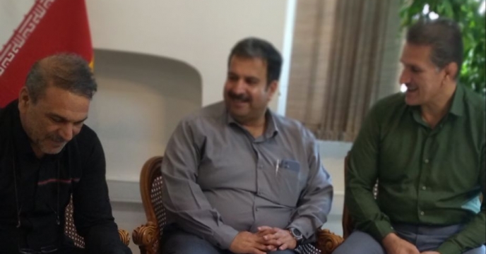 جلسه مدیر امور ماشین ها و ادوات کشاورزی با مدیر شرکت خدمات حمایتی کشاورزی استان چهار محال و بختیاری