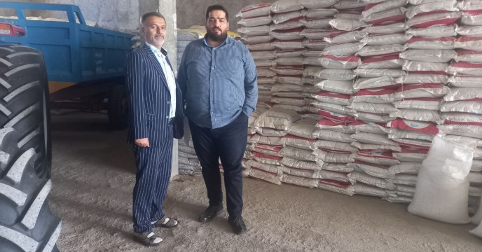 بازدید از انبار کارگزارای کود حسن کرد  در شهرستان گالیکش