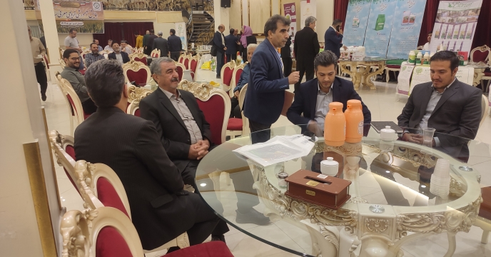 حضور مؤسسه اقتصادی آستانه مقدسه زائر در همایش استان قم و توجه به بخش کشاورزی حضور مؤسسه اقتصادی آستانه مقدسه زائر در همایش استان قم و توجه به بخش کشاورزی