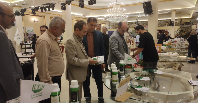 مدیر آب و خاک قم: کودهای استاندارد جدید، در راستای حفظ کاربری اراضی و بهبود ساختار خاک