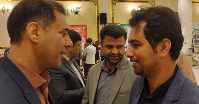 هماندیشی مسئولین مراکز خدمات جهاد کشاورزی قم با تولیدکنندگان کودهای داخلی