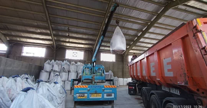 حمل و ارسال مقدار ۲۰ تن کود کشاورزی کلرور پتاسیم  برای کشاورزان شهرستان ‌ بندر گز  درمهر ماه سال۱۴۰۴