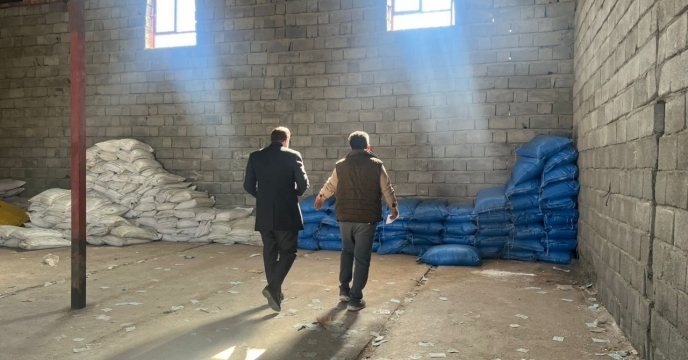 نظارت میدانی بر انبارهای کود فاریاب؛ تأکید بر شفافیت و انطباق عملکرد کارگزاران