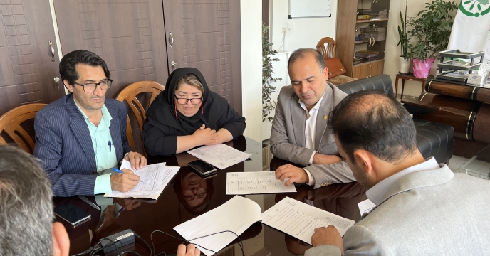 جلسه بازگشایی مناقصه نیروهای شرکتی حفاظت فیزیکی استان سمنان
