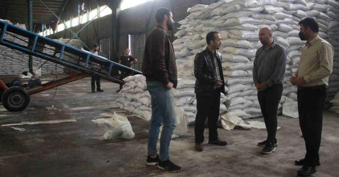 جلسه نمایندگان شرکت خدمات حمایتی کشاورزی استان گیلان با نماینده حمل و نقل خلیج فارس