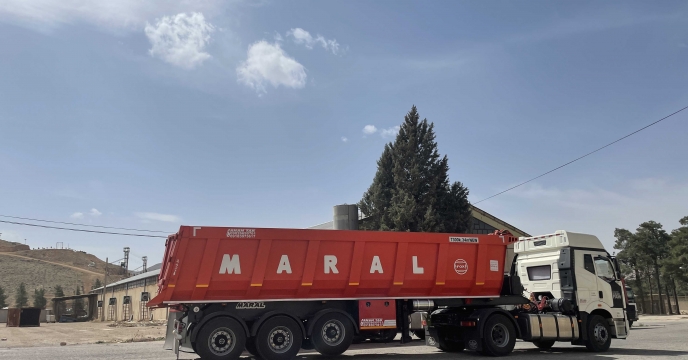 تداوم جریان حیاتی تأمین نهاده‌ها با ارسال ۸۹۰ تن کود اوره به کارگزاران مجاز شهرستان داراب در مردادماه