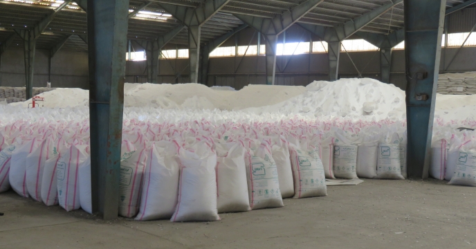 توزیع 70 تن کود کشاورزی بین انبار کارگزاران شهرستان نطنز در  مهر ماه سال 1404   انجام شد.