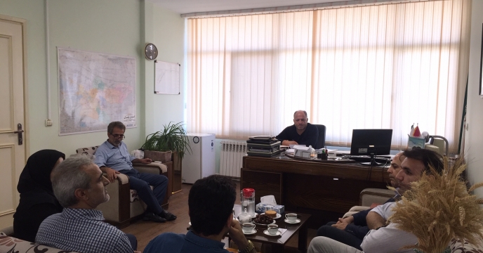 نشست بررسی وضعیت حمل نهاده های کشاورزی در استان تهران 