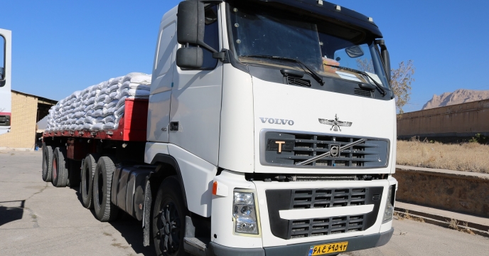 بارگیری و حمل محموله 150تنی کود اوره از مبداء پتروشیمی لردگان به استان آذربایجان شرقی