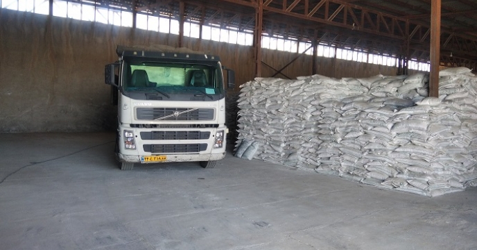 توزیع 420 تن کود فسفات برای افزایش بهره‌وری مزارع در شهرستان ایجرود 