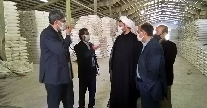 بازدید نماینده مردم ملایر در مجلس شورای اسلامی از انبارهای کود شیمیایی شرکت خدمات حمایتی کشاورزی استان همدان