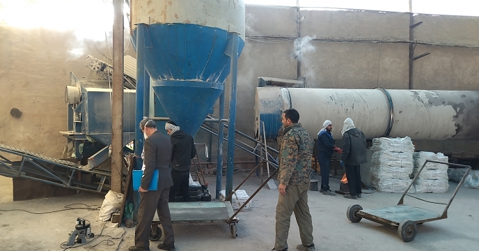 بازدید از کارخانه سلف شیمی در استان قم