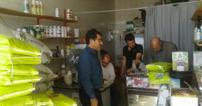 بازدید اکیپ نظارتی کمیته توزیع کود استان از کارگزاران شهرستان مرند