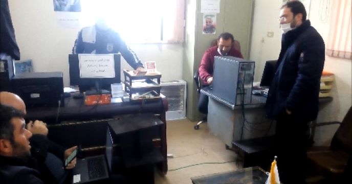 حضور در کارگزاری حیدرآباد و بررسی روند دریافت کشاورز کارت