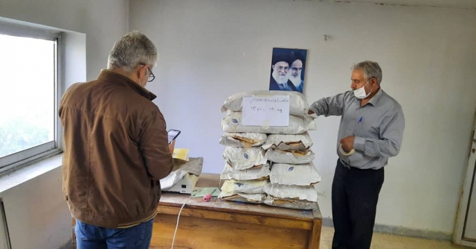 نمونه برداری از بذر کلزا در استان اردبیل