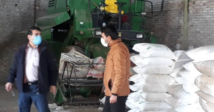 بازدید  اکیپ نظارتی کمیته توزیع کود استان از  کارگزاریهای  شهرستان  سراب
