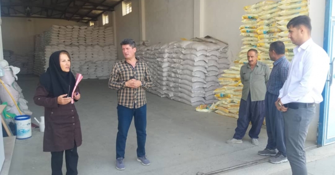 بازدید از انبار کارگزاران شهرستان مهاباد در 22 مهر ماه