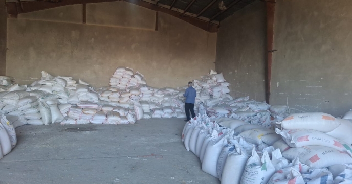 تامین و توزیع 8436تن  انواع کود کشاورزی یارانه ای در شهرستان بهشهر