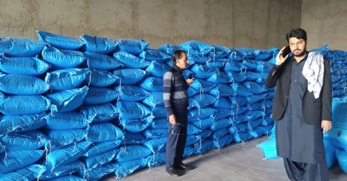 بازدید از کارگزاری خوراک دام مهدی ودانه طلایی تفتان در شهرستان خاش توسط مدیر شرکت خدمات حمایتی کشاورزی استان سیستان وبلوچستان 