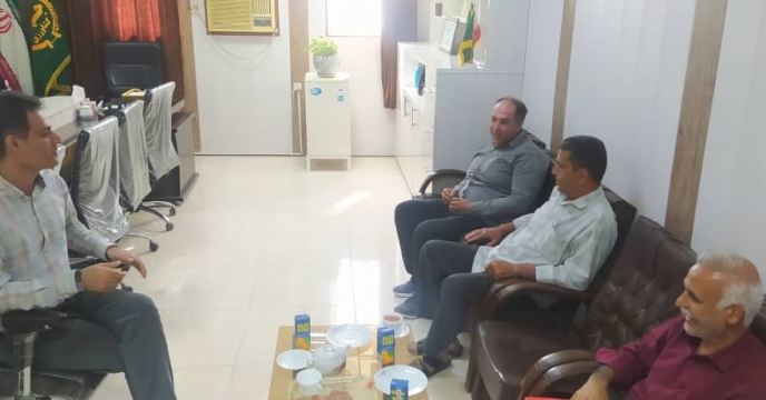 برگزاری جلسه مسائل و مشکلات کارگزار در شهرستان پارسیان