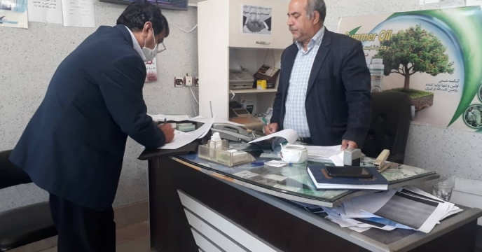 بازدید  اکیپ نظارتی کمیته توزیع کود استان از  انبار شرکت تعاونی باغداران شهرستان  بناب استان آذربایجان شرقی