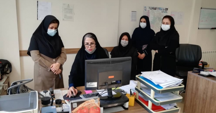 بازدید خانم گیتی نظری مدیر طرح و برنامه شرکت خدمات حمایتی از استان قزوین