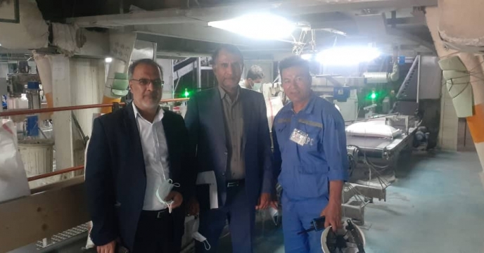 نمونه برداری از کود اوره پتروشیمی خراسان