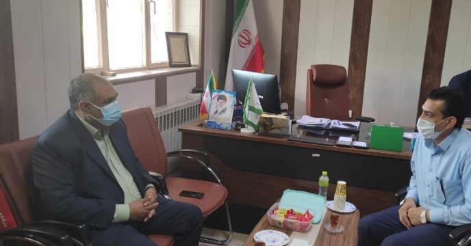 حضور ریاست محترم سازمان در دفتر مدیر شرکت 