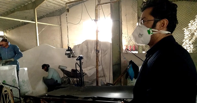بازدید مدیر شرکت خدمات حمایتی کشاورزی استان همدان از عملیات کیسه گیری کود شیمیایی فله