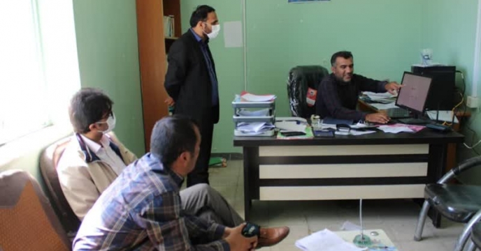 جلسه بررسی چگونگی توزیع کود با حواله الکترونیک در مرکز بازفت شهرستان کوهرنگ
