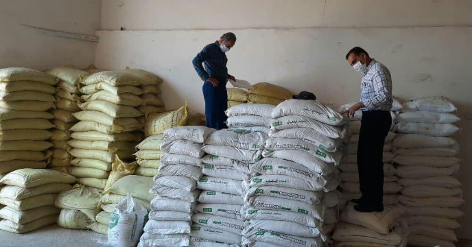 بازدید کارشناسان فنی و بازرگانی شرکت خدمات حمایتی کشاورزی استان گلستان از کارگزاری های کود در شهرستان آزادشهر