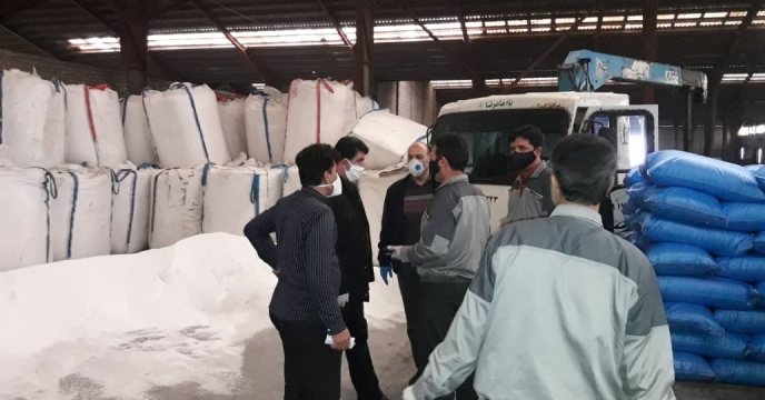 نظارت دقیق انبارداران گلستان بر روند بارگیری و ارسال کود به مقاصد هدف