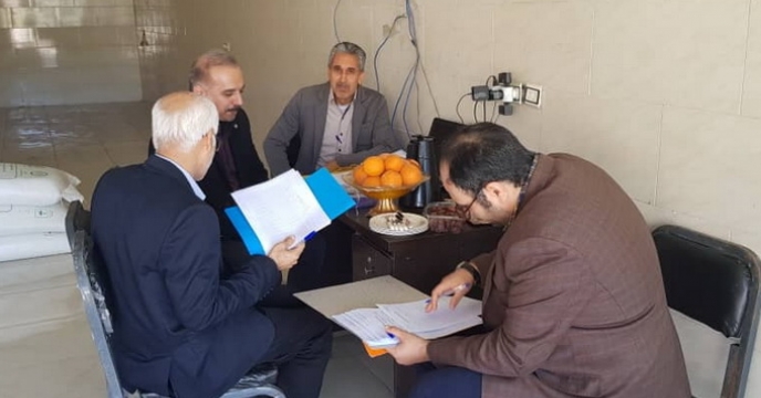 بازدید کمیته بازرسی و پایش کود استان از شهرستان حاجی آباد