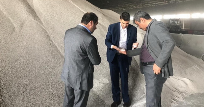 بازدید از انبارهای اسکله ی شهید رجایی - بندرعباس