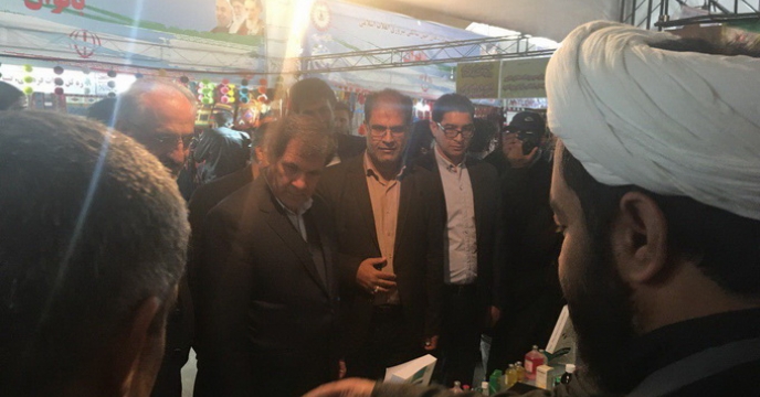 بازديد استاندار استان كهگيلويه و بويراحمد از غرفه جهاد و كشاورزي نمايشگاه دستاوردهاي چهل ساله انقلاب اسلامي ايران
