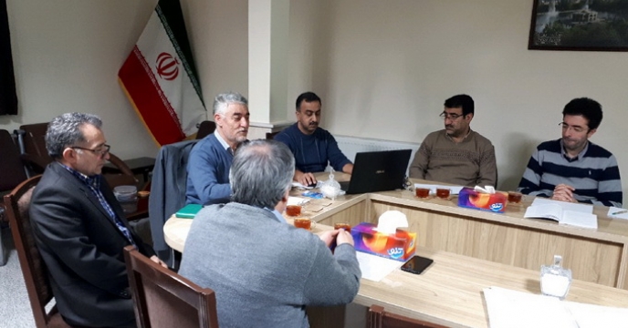 جلسه بازگشایی پاکات شرکت کنندگان در مزایده اجاره دو باب سالن ورزشی شرکت خدمات حمایتی کشاورزی استان آذربایجان شرقی