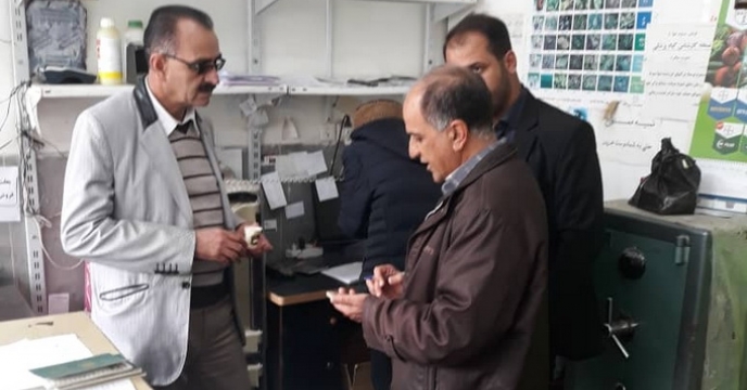 بازدید مدیر جهاد کشاورزی شهرستان سمیرم از انیار کارگزاران شهرستان 