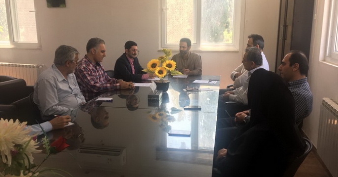 جلسه هم اندیشی با کارگروه بازرگانی  و مکانیزاسیون شرکت خدمات حمایتی کشاورزی استان گلستان