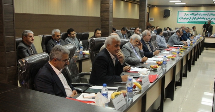 جلسه هم اندیشی دستگاه های خانواده بزرگ جهادکشاورزی با نمایندگان محترم مجلس شورای اسلامی