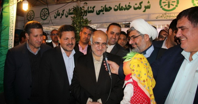 نمایشگاه دستاوردهای انقلاب اسلامی با حضور استاندار کرمان،نمایندگان مجلس و مدیران دستگاههای اجرایی استان درپارک مادر کرمان گشایش یافت
