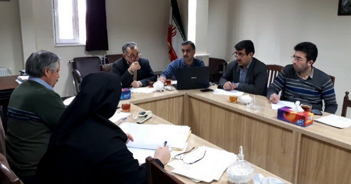 جلسه بازگشایی پاکات شرکت کنندگان در مزایده اجاره دو باب سالن ورزشی