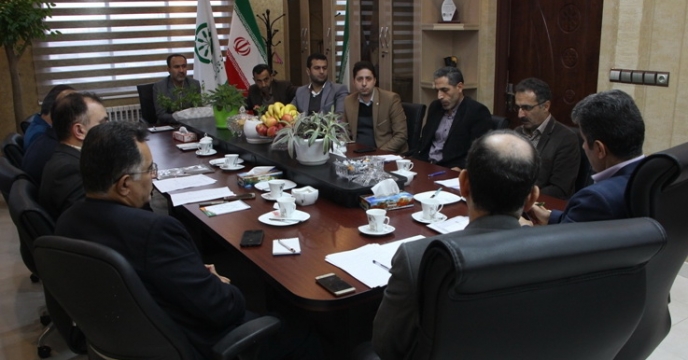  جلسه مشترک با مدیریت و روسای ادارات و مسئولین مراکز خدمات جهاد کشاورزی شهرستان رشت 