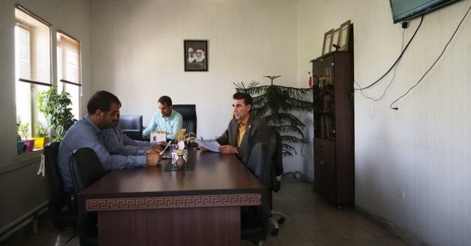 جلسه بازگشایی پاکات عملیات کیسه گیری ، در شرکت خدمات حمایتی کشاورزی استان مرکزی