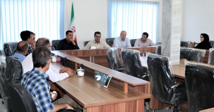 جلسه و نشست مدیر شرکت خدمات حمایتی کشاورزی استان آذربایجان غربی با همکاران