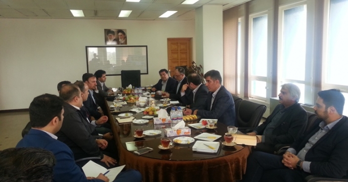 جلسه مدیر عامل شرکت خدمات حمایتی کشاورزی کشور و هیئت همراه با مدیران صنایع چوب و کاغذ چوکا در گیلان