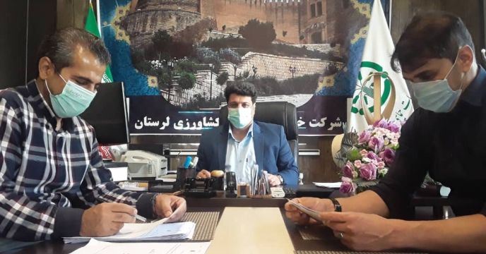توزیع وحمل میزان 10 تن کود سوپر فسفات تریپل از انبار ذخیره مرکزی به مقصد انبار کارگزاران شهرستان پلدختر در استان لرستان