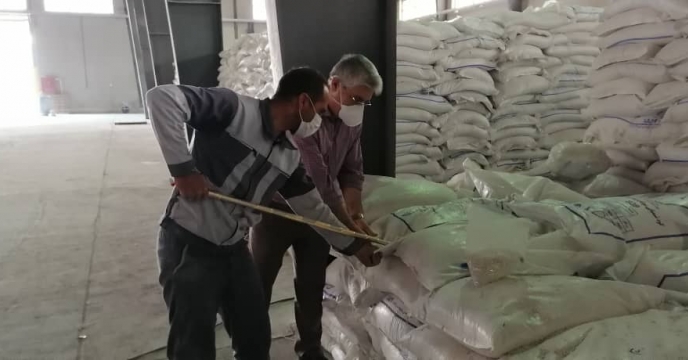 نمونه برداری از پارت 6 روغن تولیدی مجتمع شیمیائی آبیک