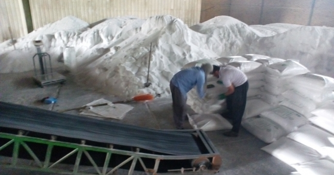 ارسال  کود به شهرستان سرخه