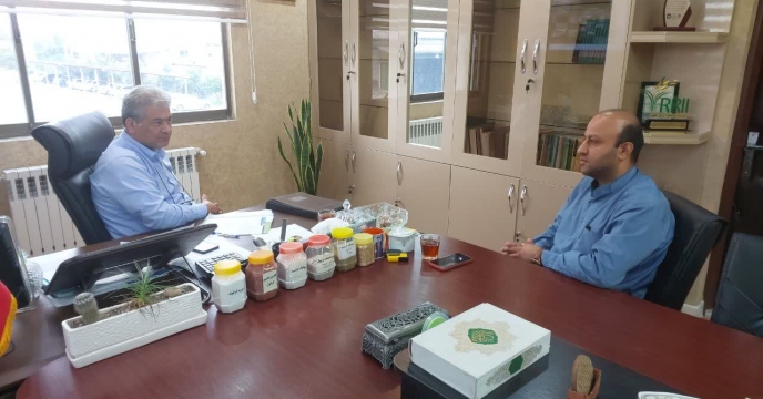 برگزاری جلسه ارتباط مردمی با مدیر شرکت خدمات حمایتی کشاورزی استان گیلان